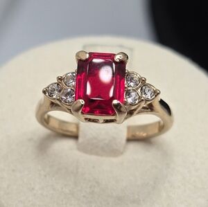 Ruby Red Gem & Clear Crystal Gold-Tone Ring Size 5.75